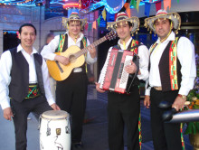 Латиноамериканский ансамбль на 8 марта