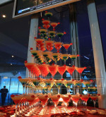 piramida-iz-bokalov-2