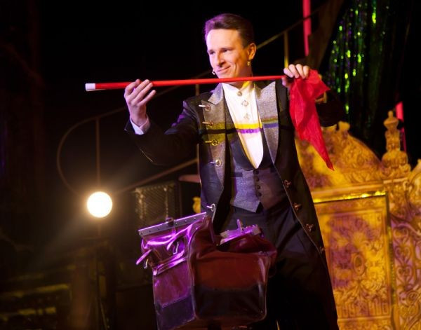 Фокусник на мероприятие в Москве