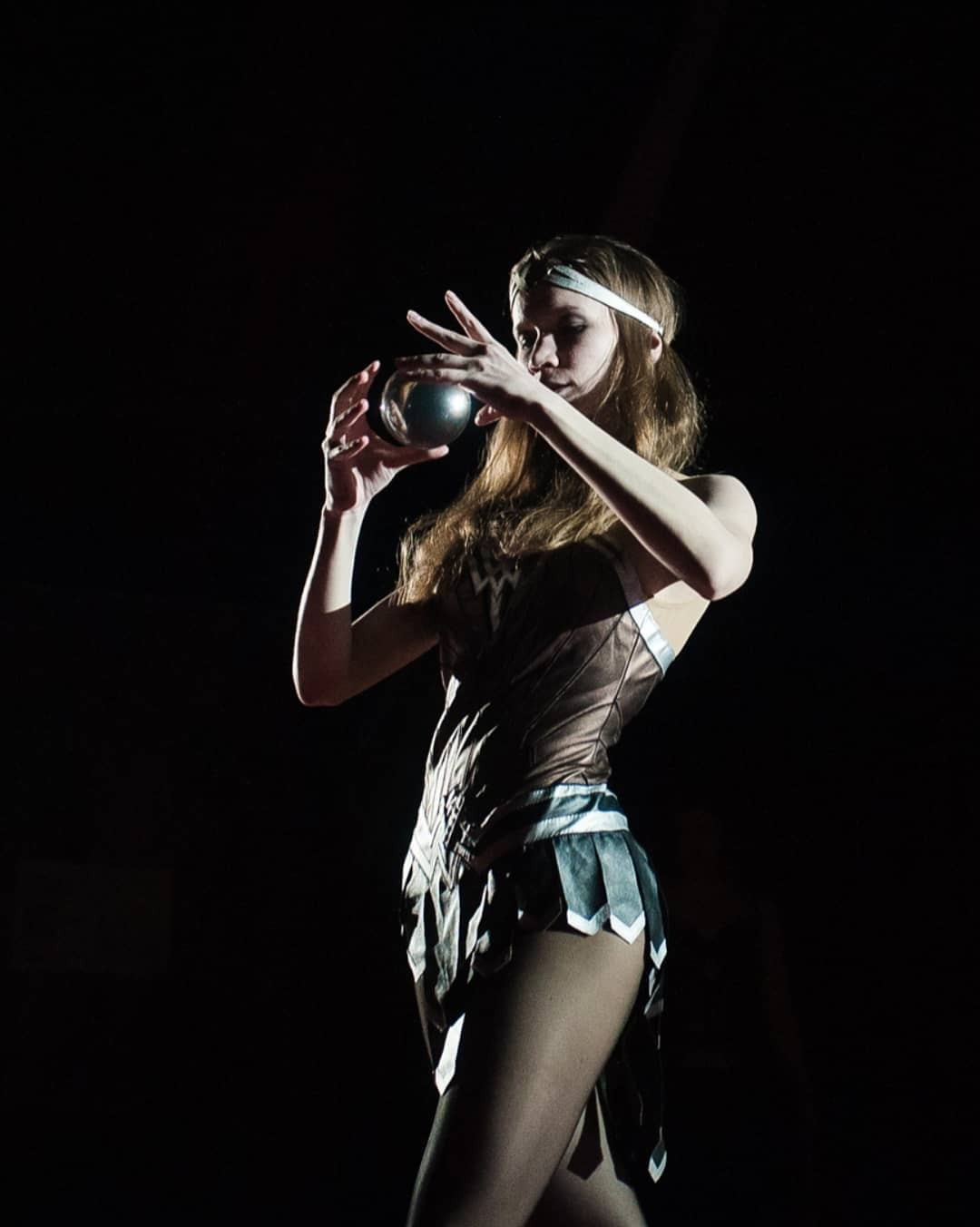 Контактное жонглирование